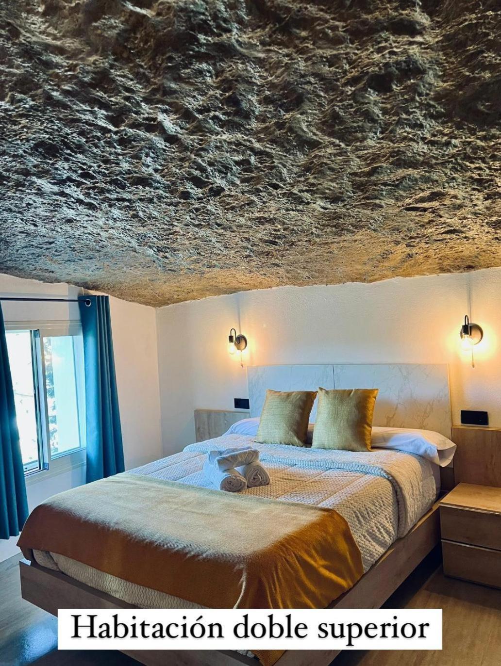 Cueva Luxe Las Calcetas Setenil De Las Bodegas 외부 사진